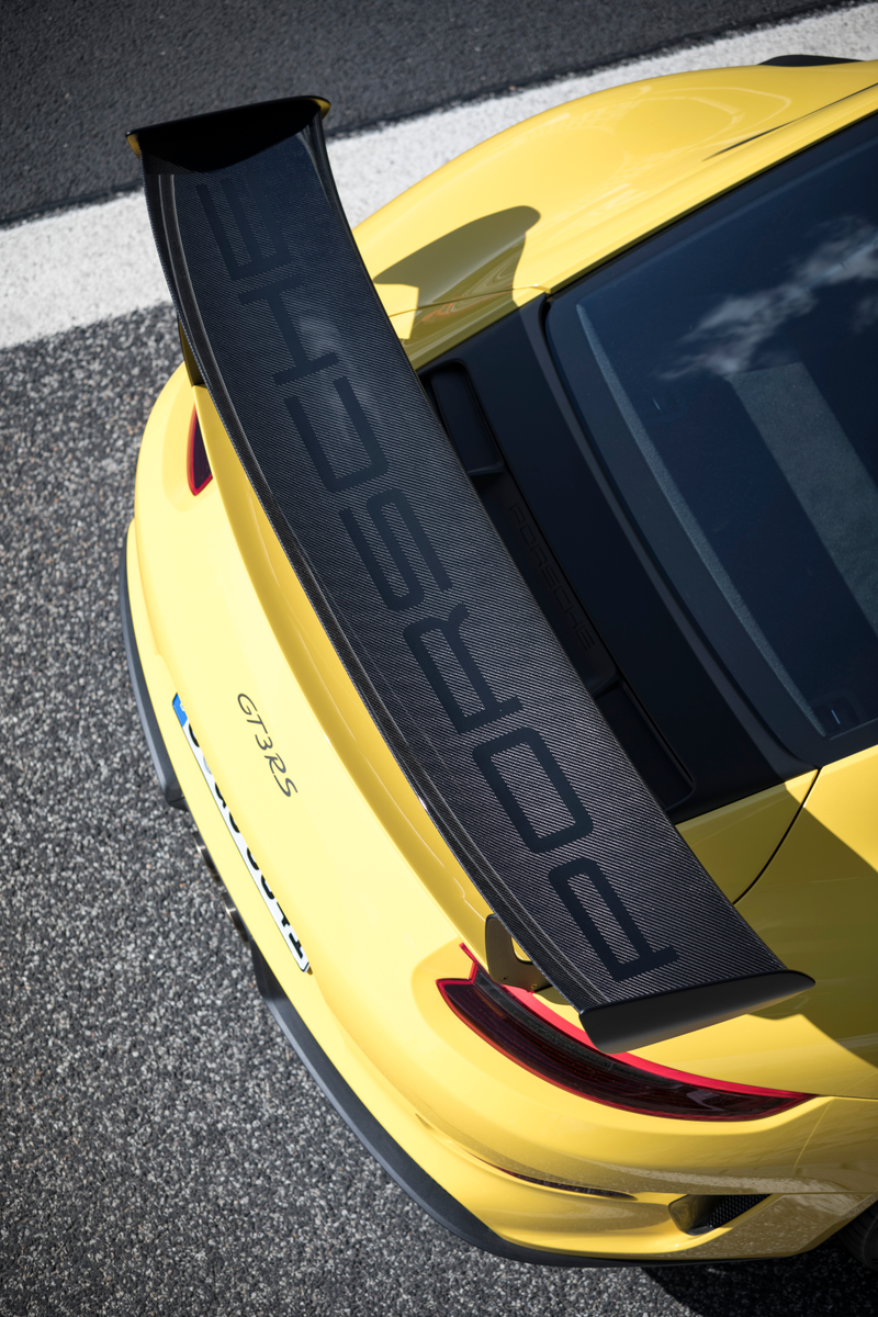 Illustration for article titled Put These Very Good 2019 Porsche 911 GT3 RS Photos In Your Life